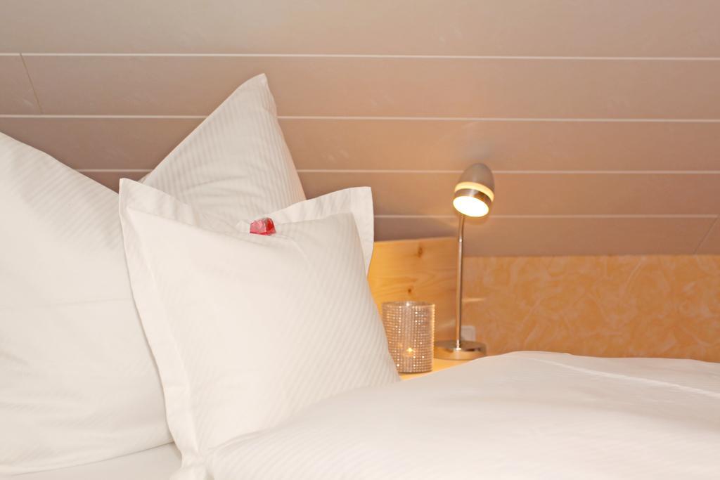 Haus Am Oelberg Apartment Elmen Bilik gambar